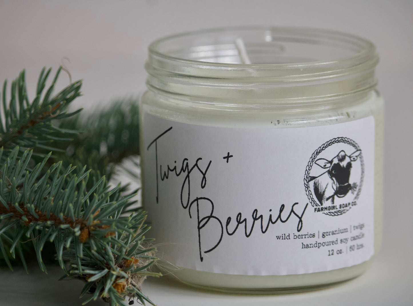 TWIGS + BERRIES CANDLE